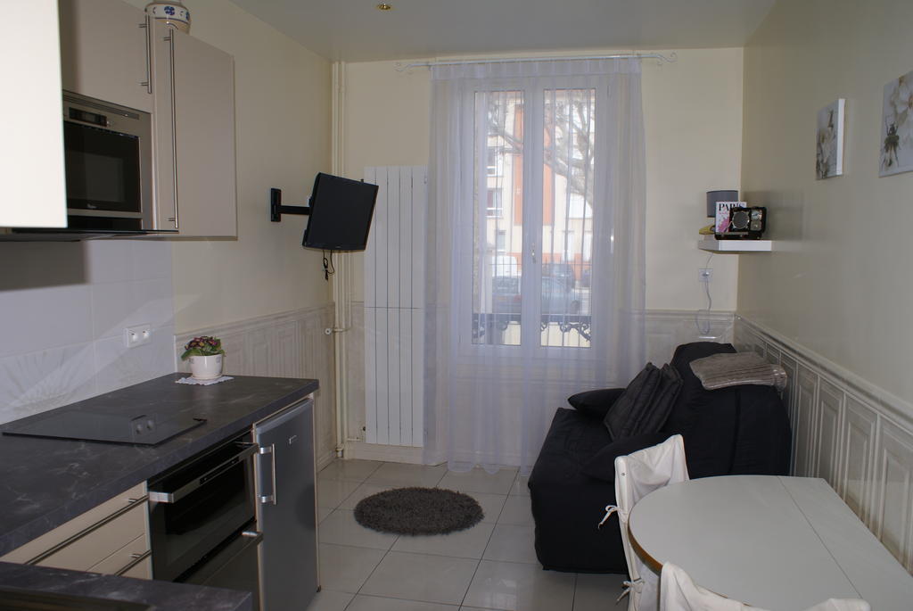Cote Marne Apartment ช็องปิญญี-โซร์-มาร์น ภายนอก รูปภาพ